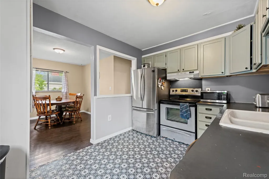 1135 Quinif Drive Walled Lake City MI 48390