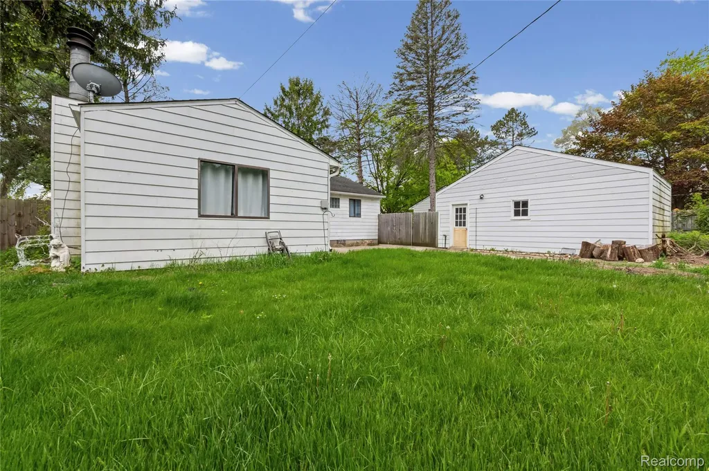1135 Quinif Drive Walled Lake City MI 48390