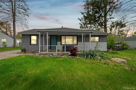 1135 Quinif Drive Walled Lake City MI 48390