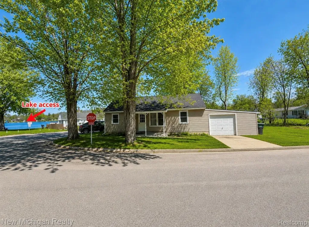 300 Georgia Drive Elba Township MI 48446
