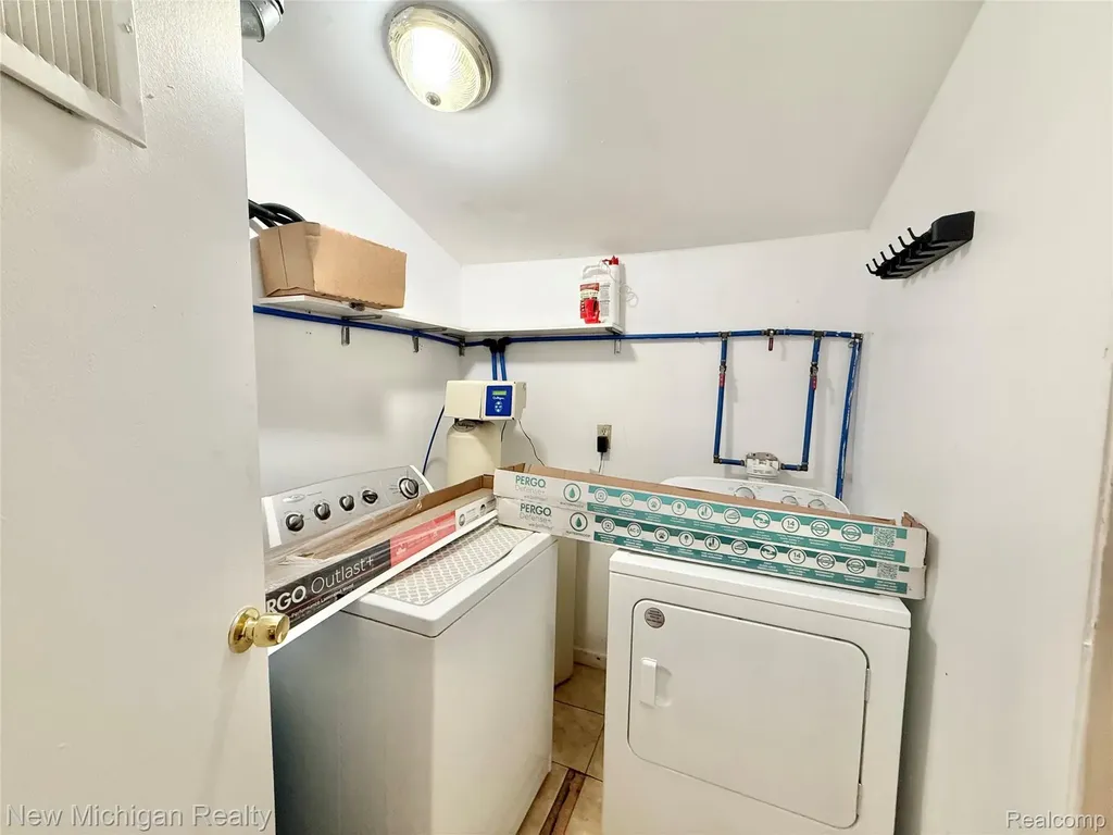 300 Georgia Drive Elba Township MI 48446
