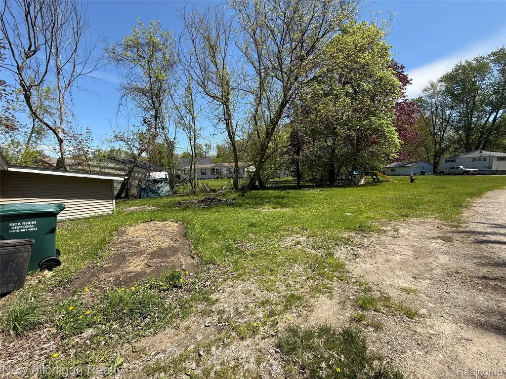 300 Georgia Drive Elba Township MI 48446