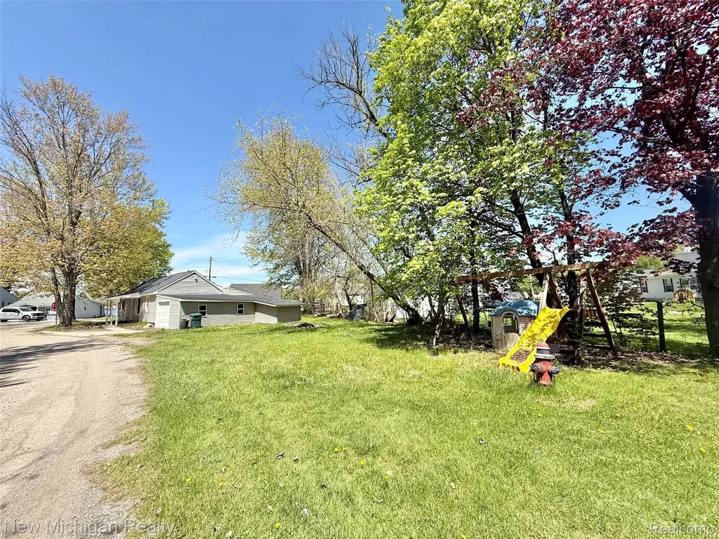 300 Georgia Drive Elba Township MI 48446