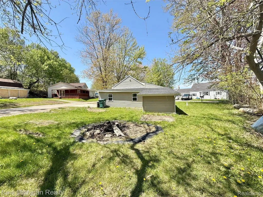 300 Georgia Drive Elba Township MI 48446