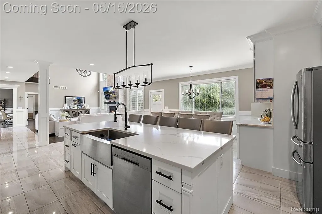 46930 Riverpark E Macomb Township MI 48044