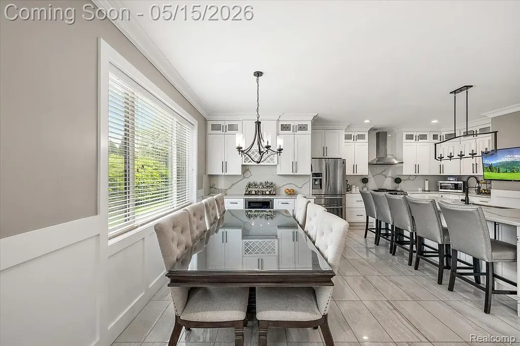 46930 Riverpark E Macomb Township MI 48044