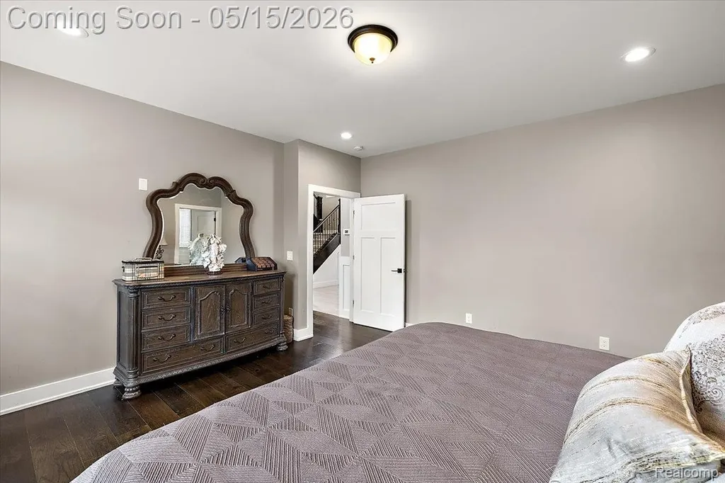 46930 Riverpark E Macomb Township MI 48044