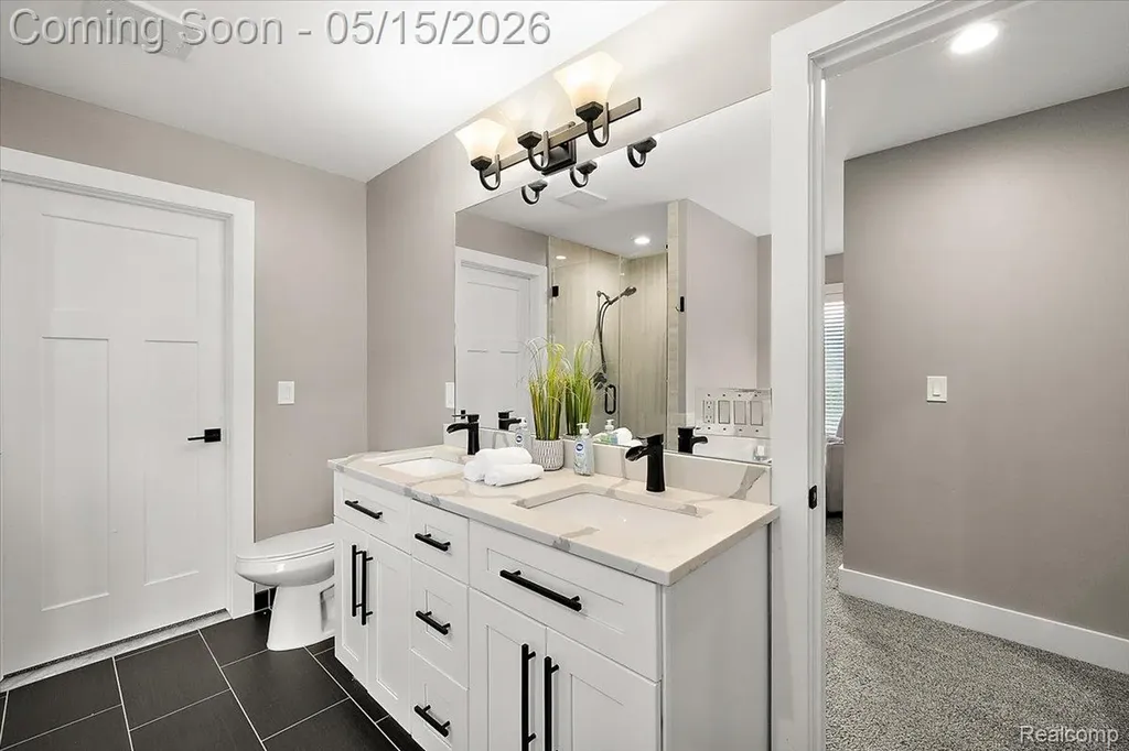 46930 Riverpark E Macomb Township MI 48044