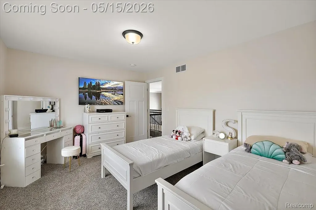 46930 Riverpark E Macomb Township MI 48044