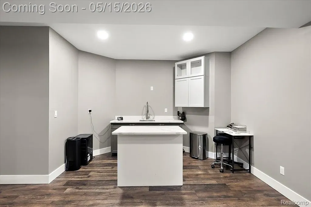 46930 Riverpark E Macomb Township MI 48044
