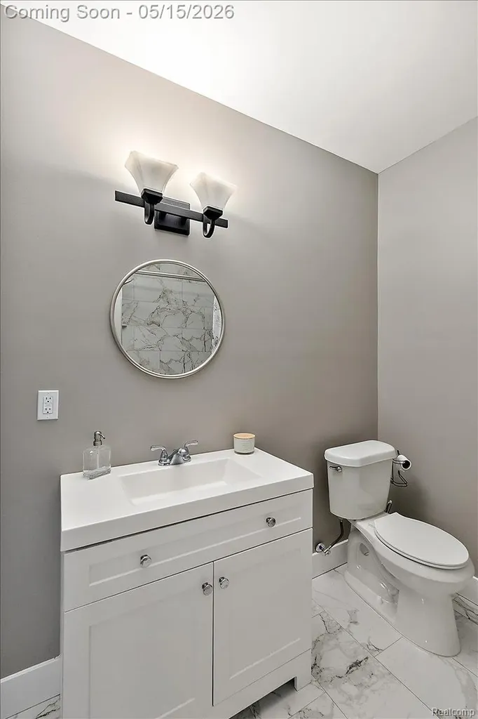 46930 Riverpark E Macomb Township MI 48044