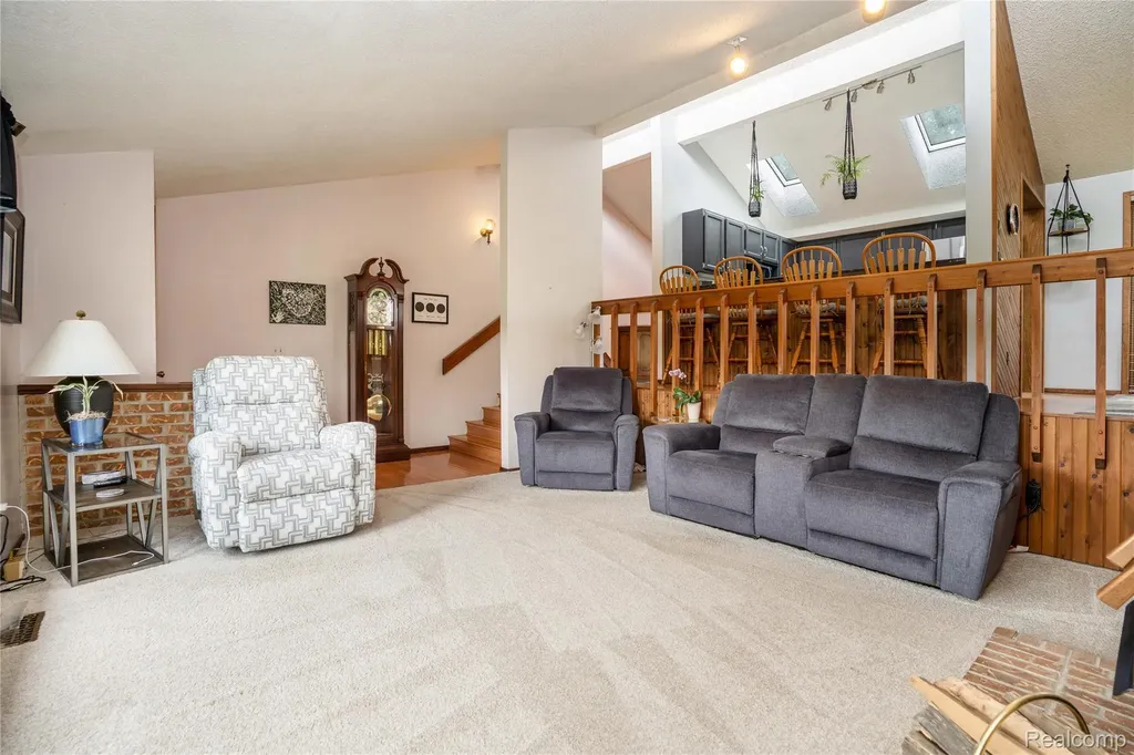 2725 Cooley Lake Road Highland Charter Township MI 48356