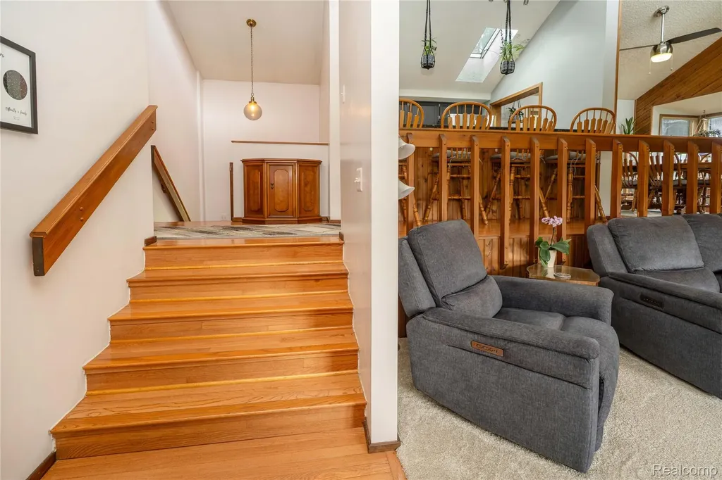 2725 Cooley Lake Road Highland Charter Township MI 48356