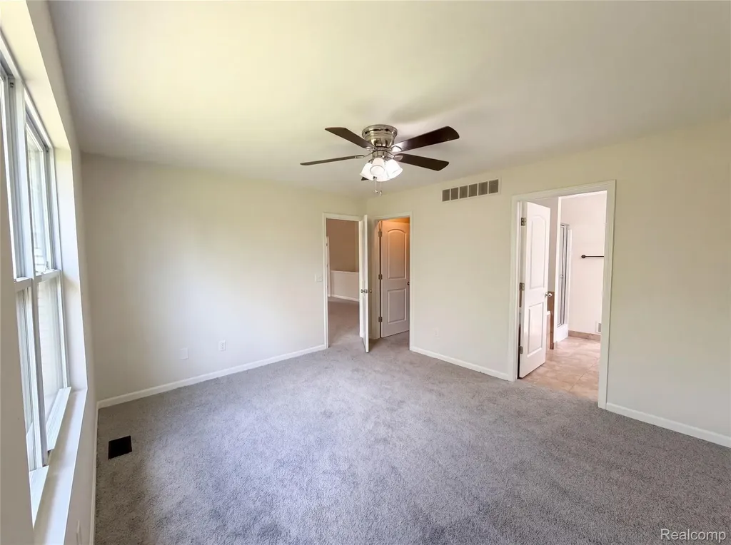 5988 Treetops Drive Romulus City MI 48174