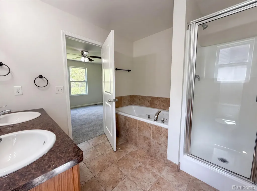 5988 Treetops Drive Romulus City MI 48174