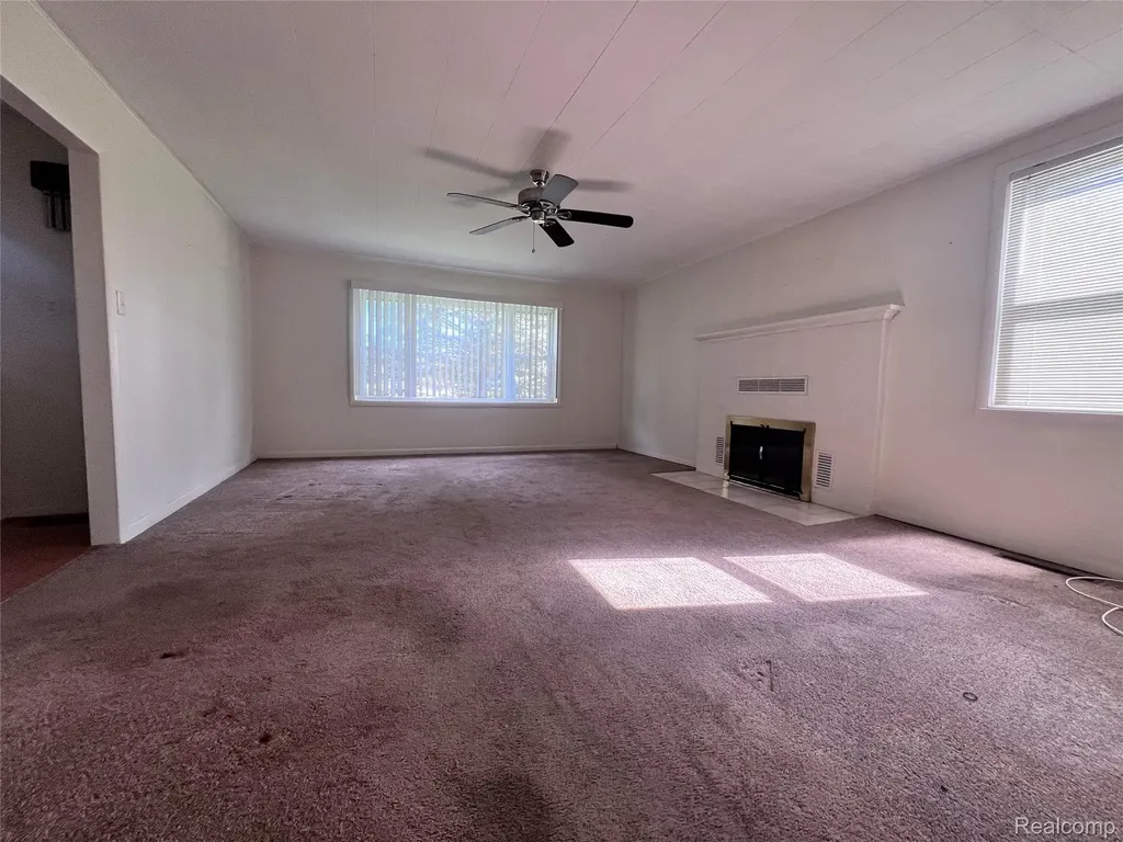5505 Sunwood Drive Waterford Charter Township MI 48329
