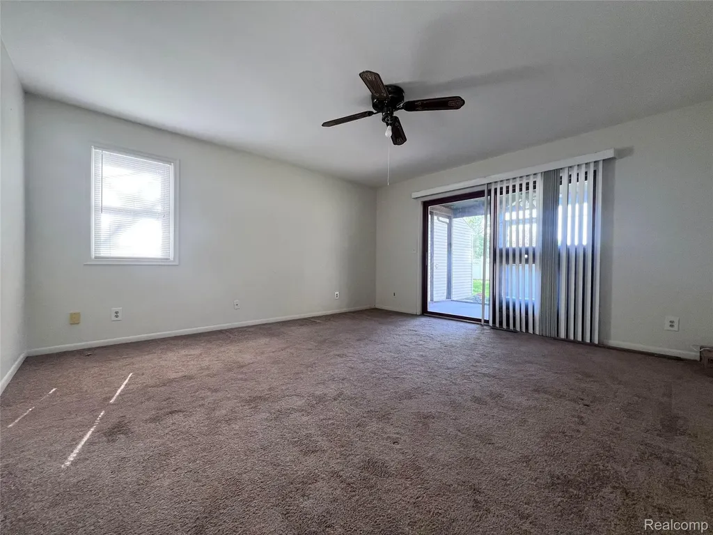 5505 Sunwood Drive Waterford Charter Township MI 48329