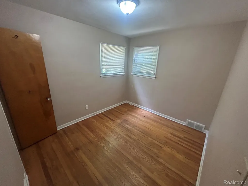 16601 Wormer Street Detroit City MI 48219