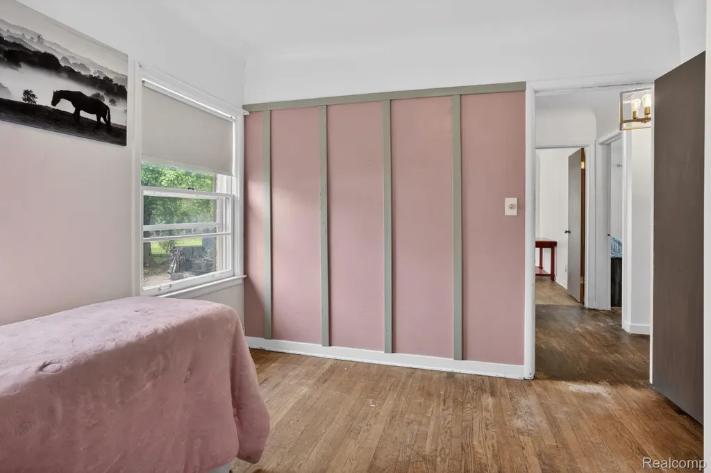 1209 Beatrice Street Flushing City MI 48433