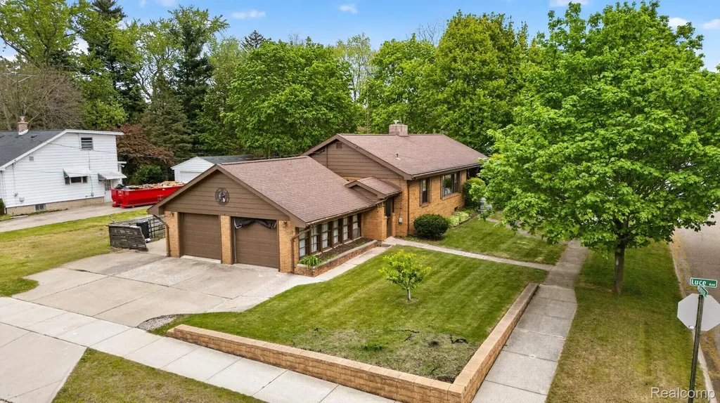 1209 Beatrice Street Flushing City MI 48433