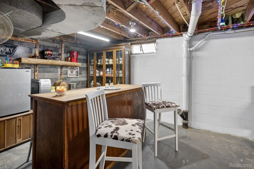 1209 Beatrice Street Flushing City MI 48433
