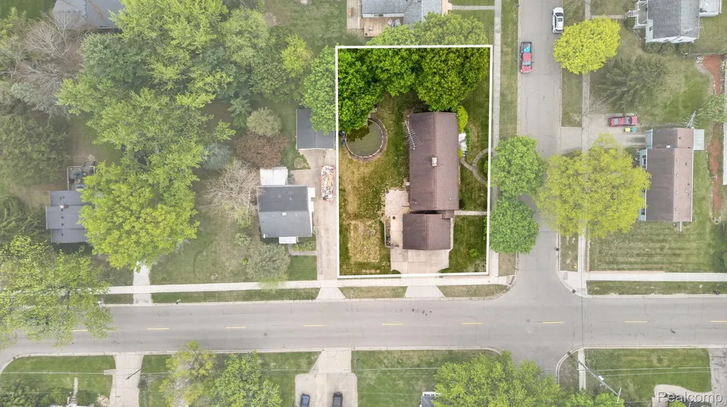 1209 Beatrice Street Flushing City MI 48433