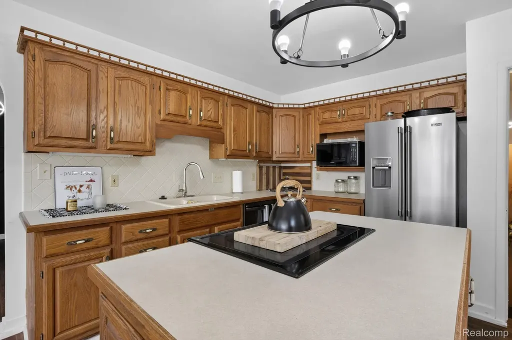 1209 Beatrice Street Flushing City MI 48433