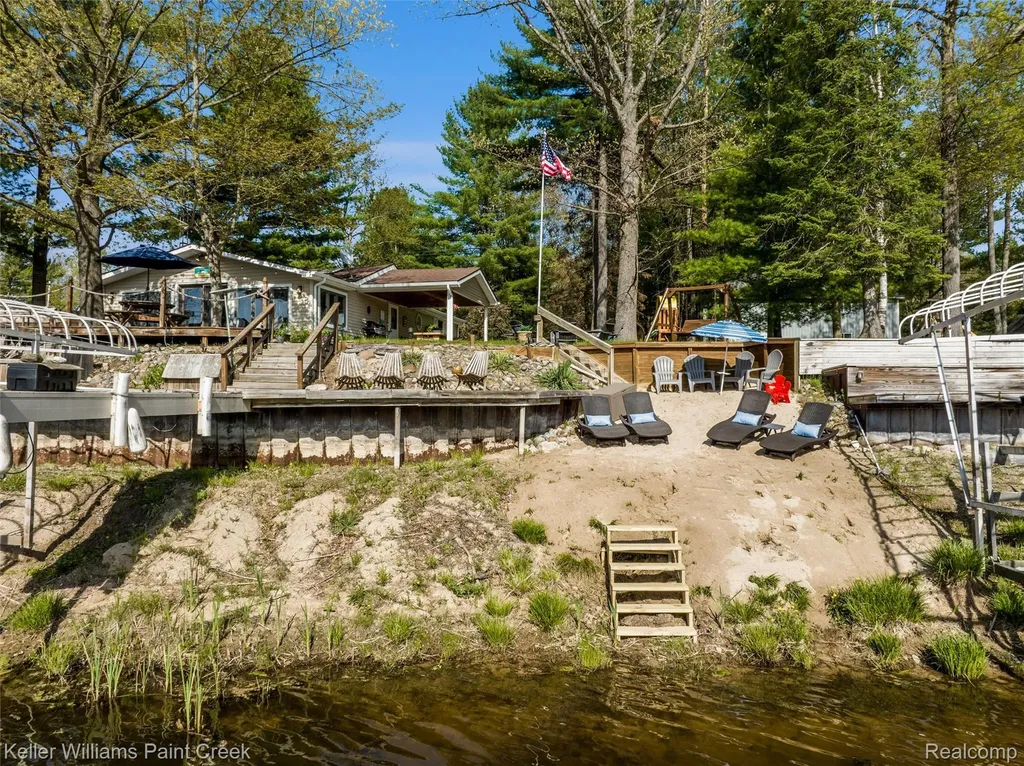 4425 Baker Road Clement Township MI 48610