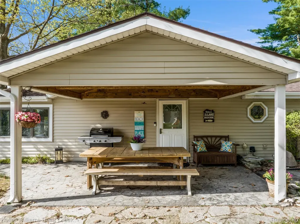 4425 Baker Road Clement Township MI 48610