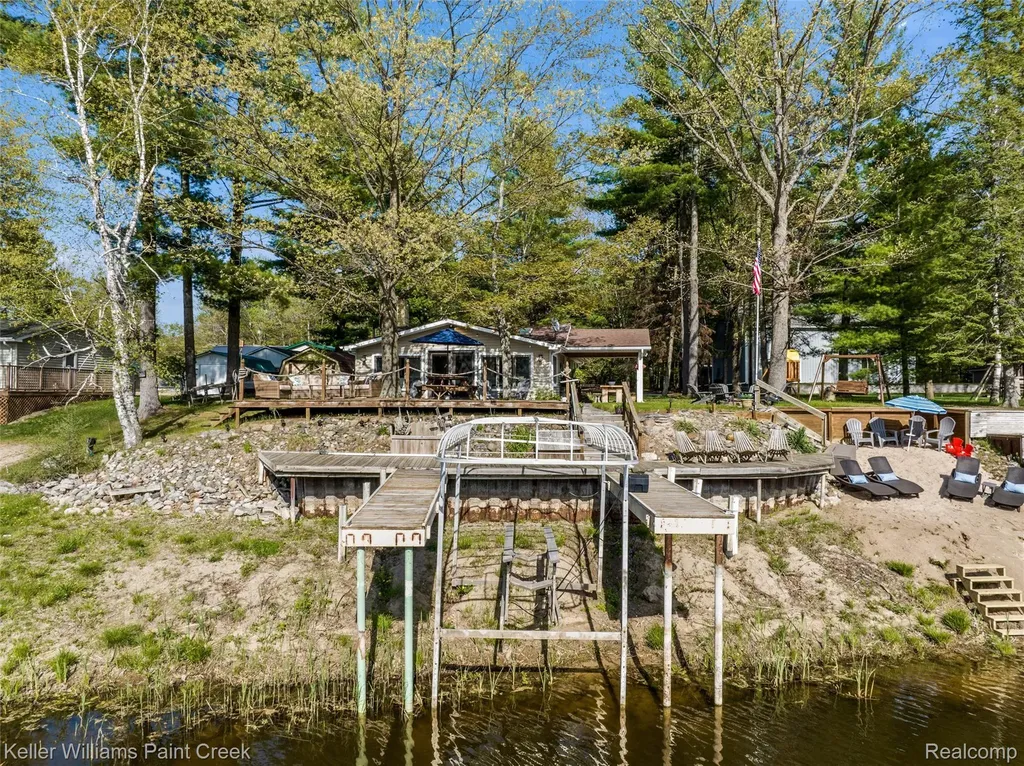 4425 Baker Road Clement Township MI 48610