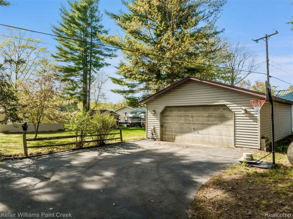 4425 Baker Road Clement Township MI 48610