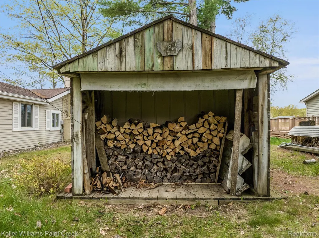 4425 Baker Road Clement Township MI 48610