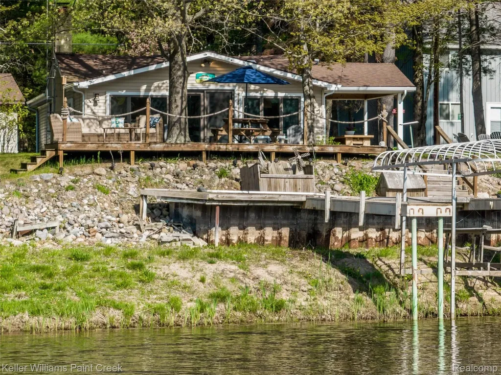 4425 Baker Road Clement Township MI 48610