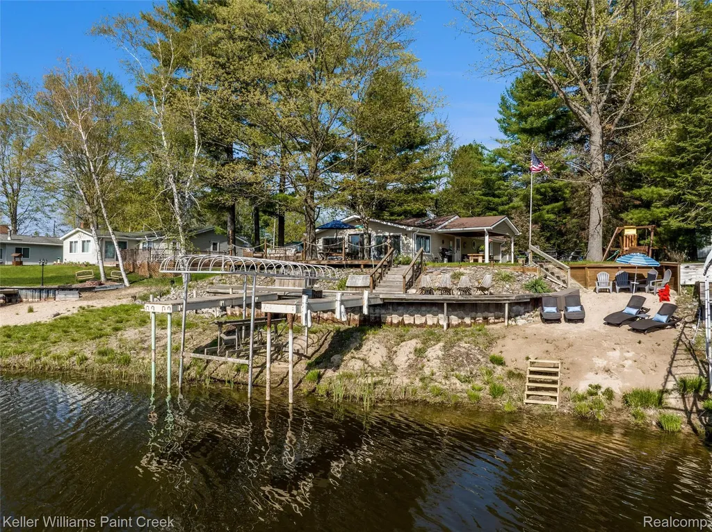 4425 Baker Road Clement Township MI 48610