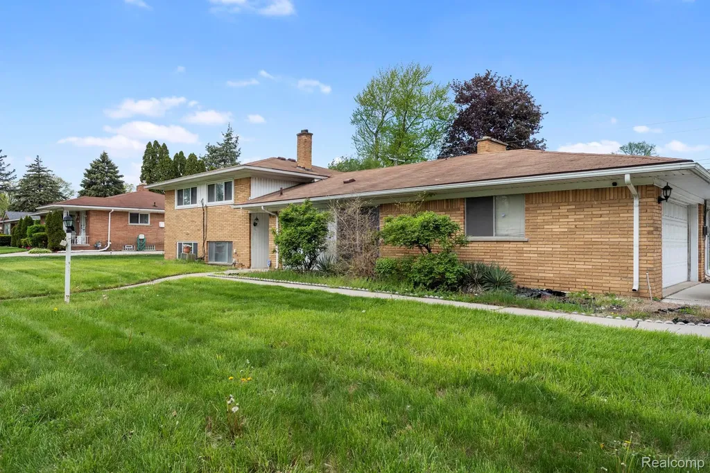 23410 Joy Road Redford Charter Township MI 48239