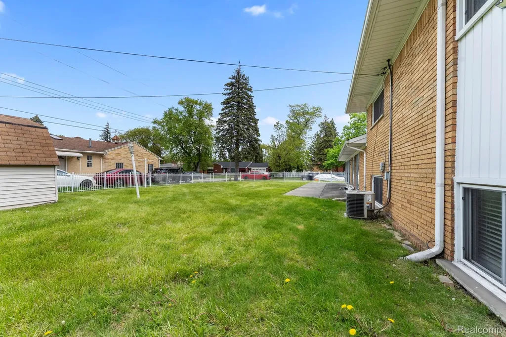23410 Joy Road Redford Charter Township MI 48239