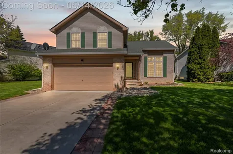 3072 Talon Circle Lake Orion Village MI 48360
