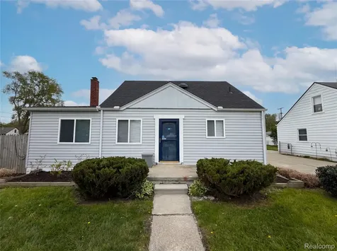 26311 Hopkins Street Inkster City MI 48141