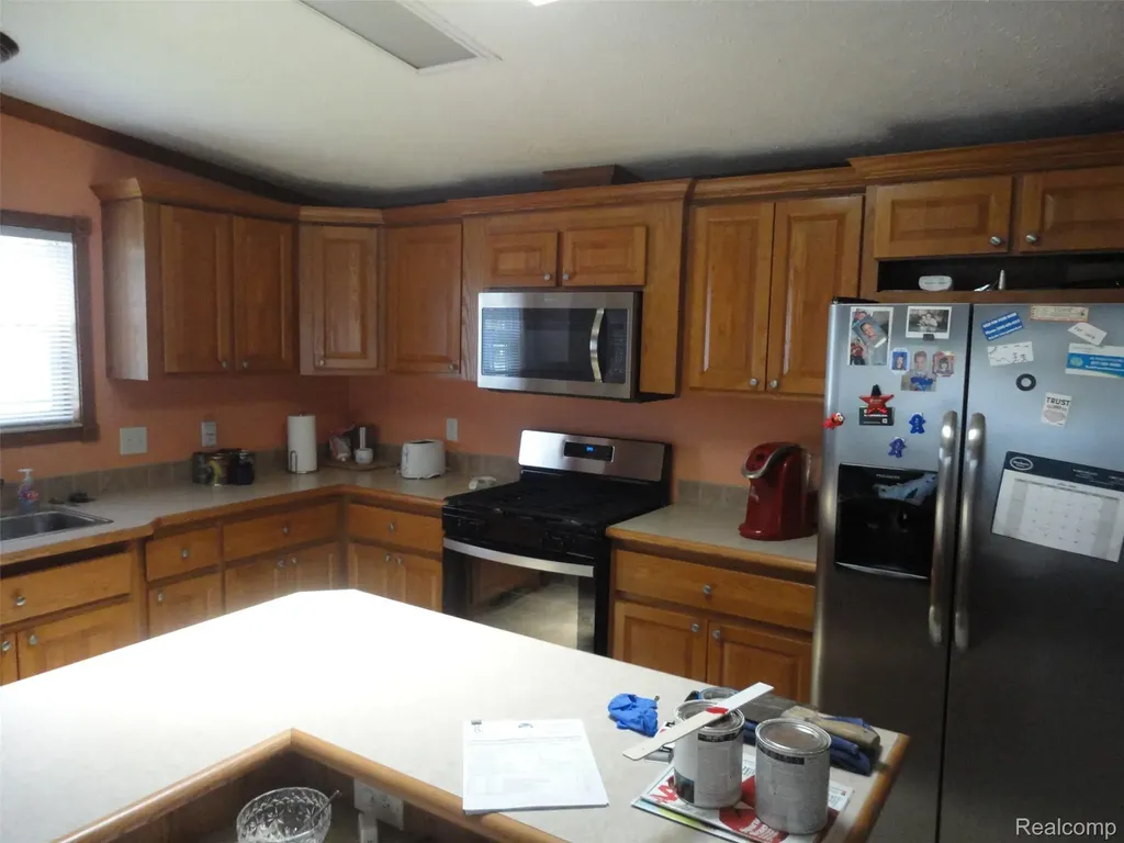 339 Blossom Circle Bedford Township MI 48133