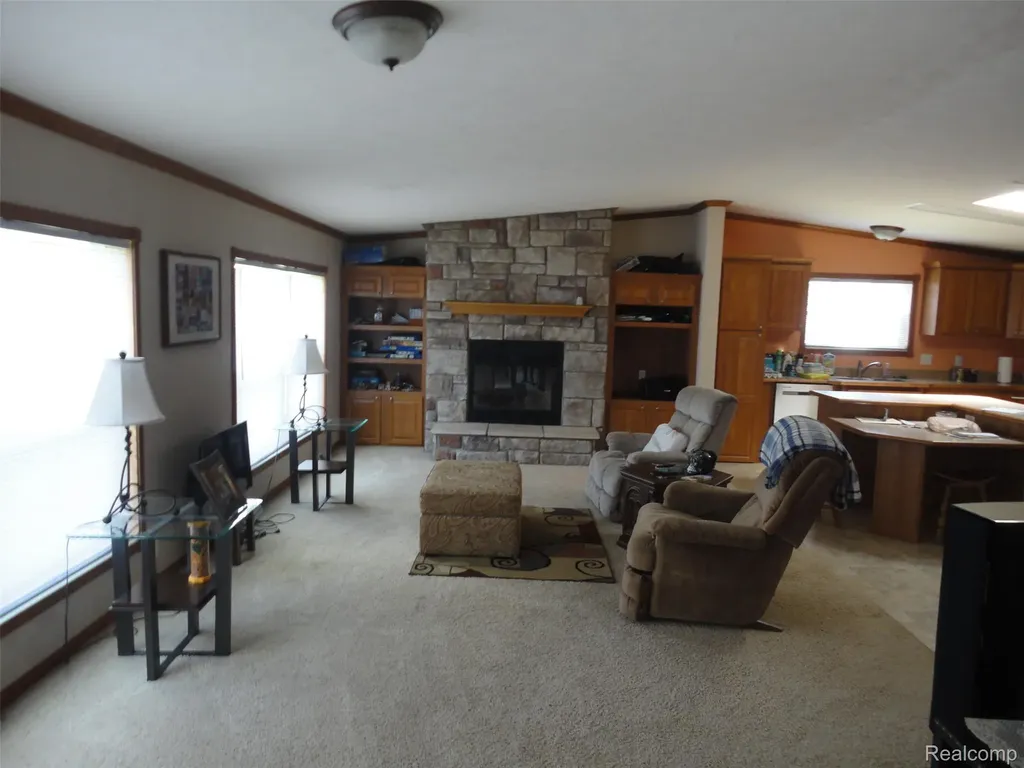 339 Blossom Circle Bedford Township MI 48133
