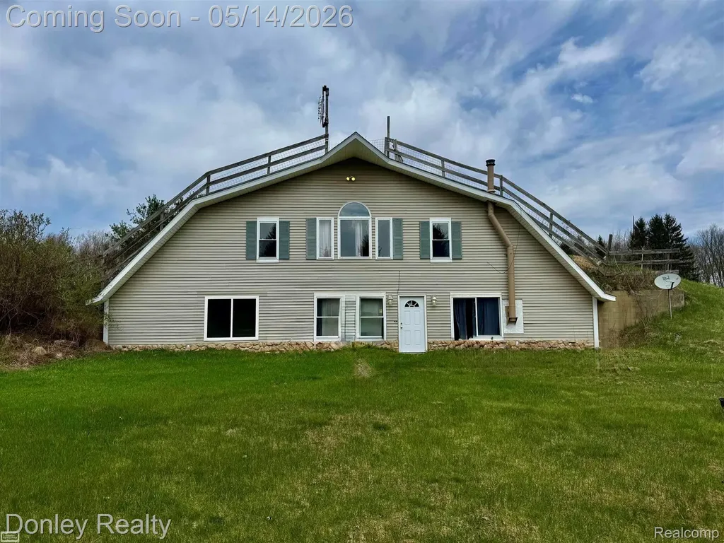 7285 Mayville Road Koylton Township MI 48453