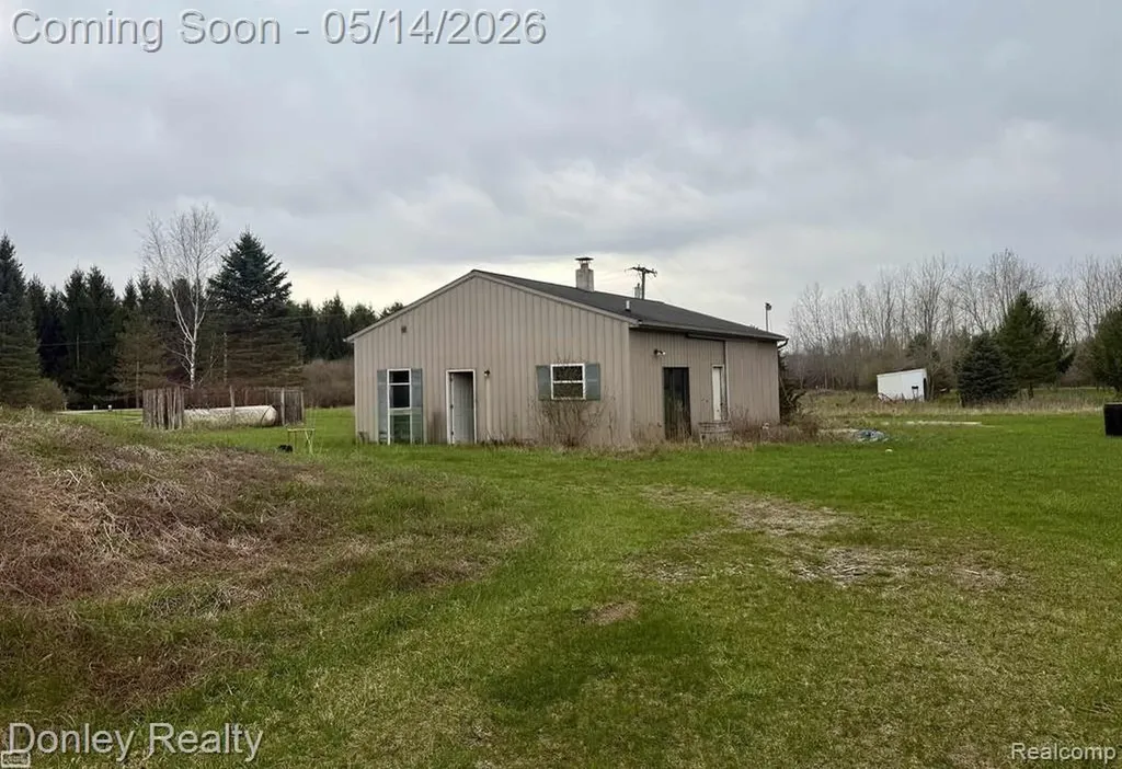 7285 Mayville Road Koylton Township MI 48453