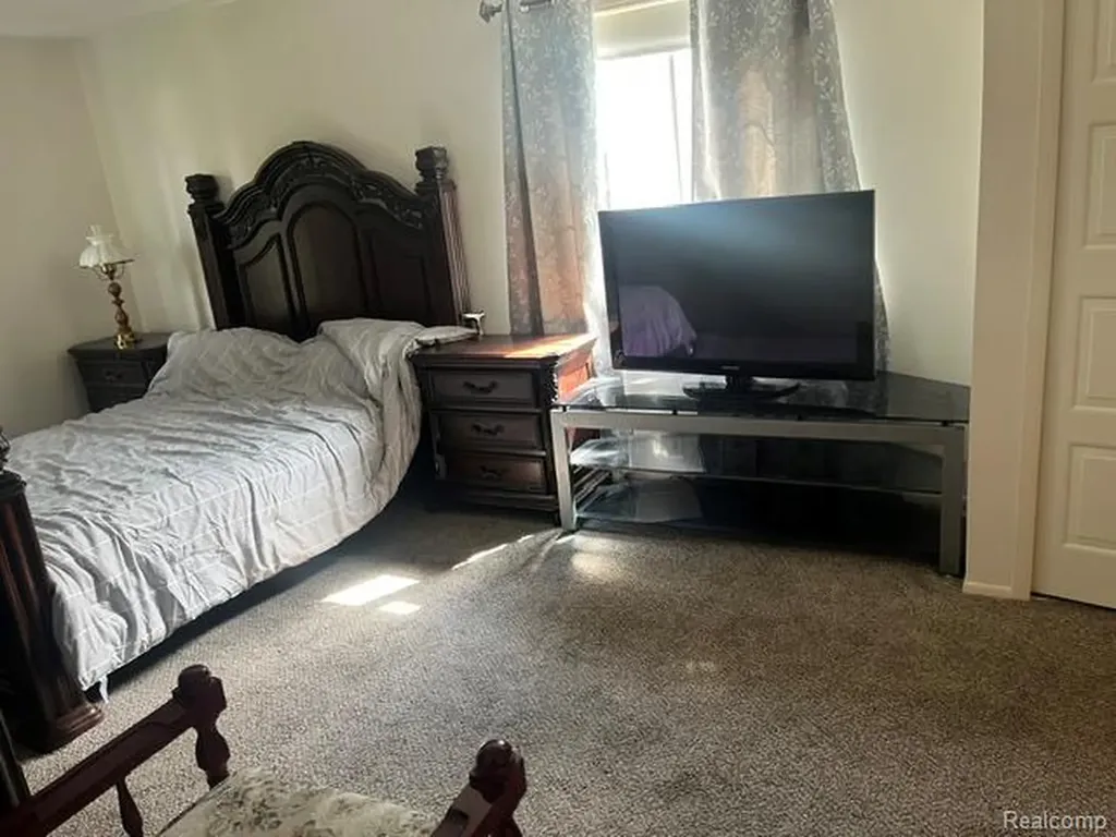 11740 Seaton Drive Sterling Heights City MI 48312