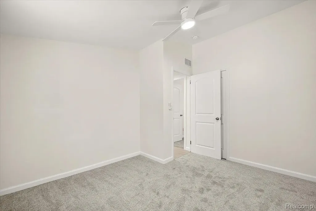 2148 Hoeft Drive Commerce Charter Township MI 48390