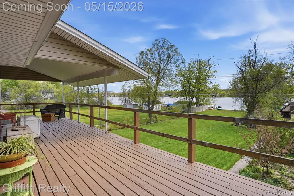 2901 School Lake Drive Brighton Township MI 48114