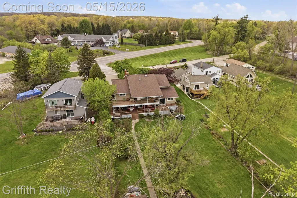 2901 School Lake Drive Brighton Township MI 48114