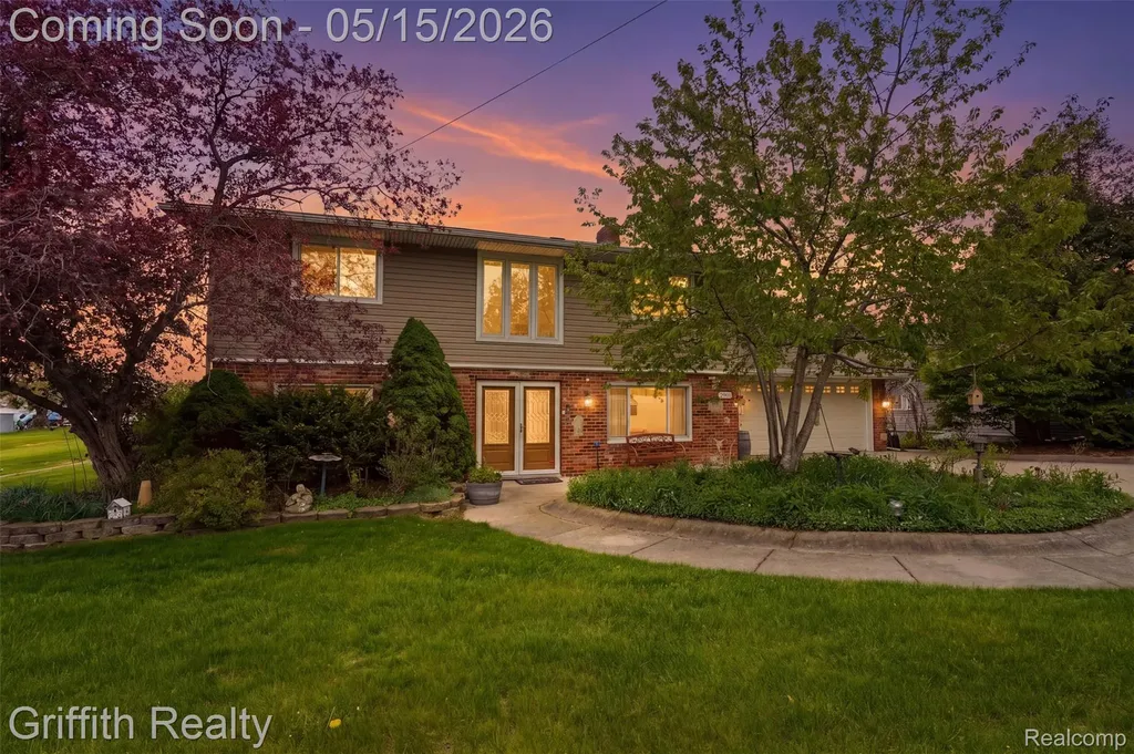 2901 School Lake Drive Brighton Township MI 48114