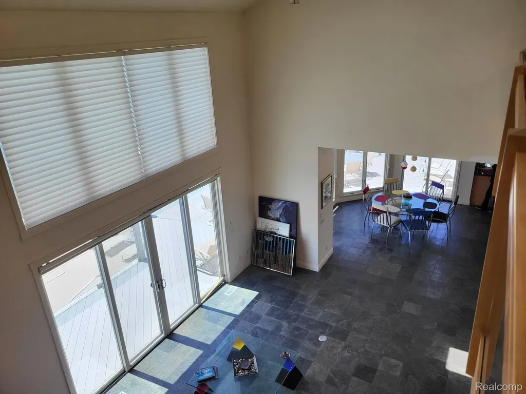 1296 Labrosse Drive Waterford Charter Township MI 48328