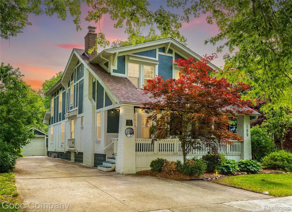 189 W Maplehurst Street Ferndale City MI 48220