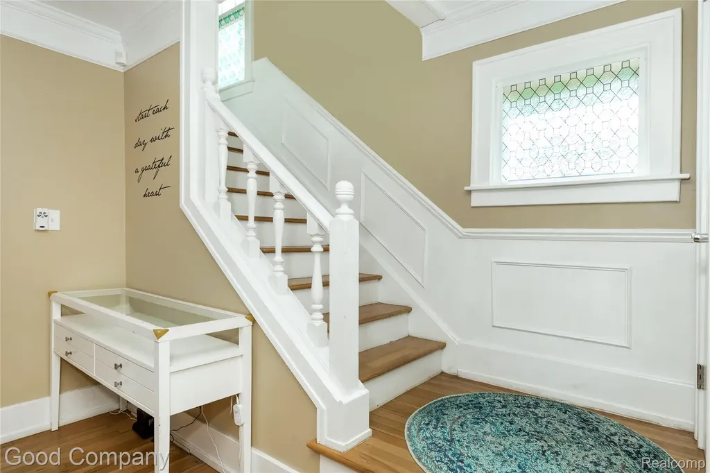 189 W Maplehurst Street Ferndale City MI 48220